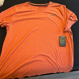 NWT Men’s Nike DRI-Fit t-shirt